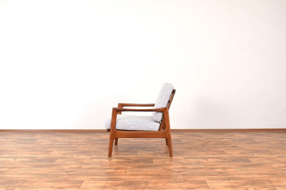 Image 1 of Loungefauteuil uit het midden van de 20e eeuw van Illum Wikkelsø, jaren 60.