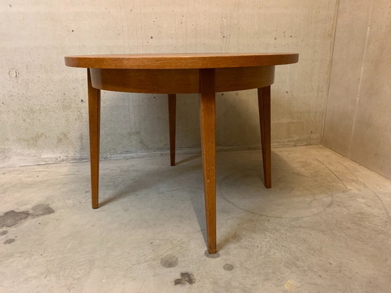 Image 1 of Round extendable dining table from Lübke