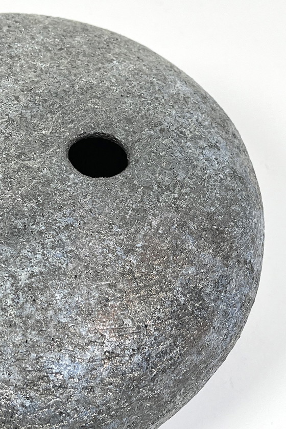 Image 1 of Pebble-shaped vase