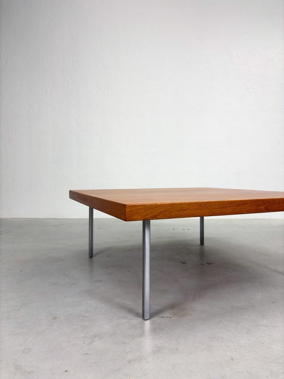 Table basse Modèle '1845' de Kho Liang Ie pour Artifort – Tables basses, Wood (photo 4 of 13)