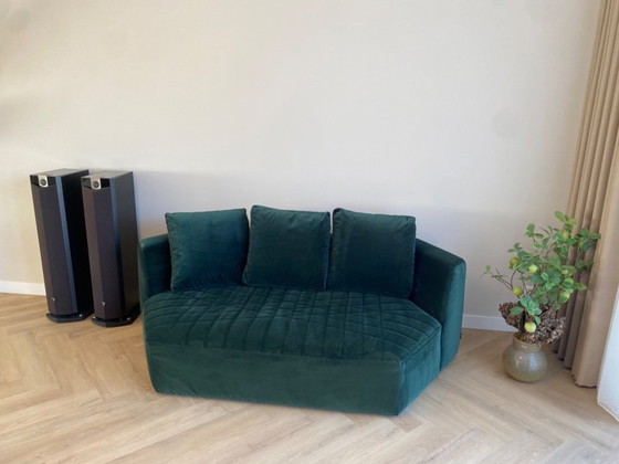 Image 1 of Sofá Bonaldo Peanut B Design – Terciopelo verde – Diseño italiano