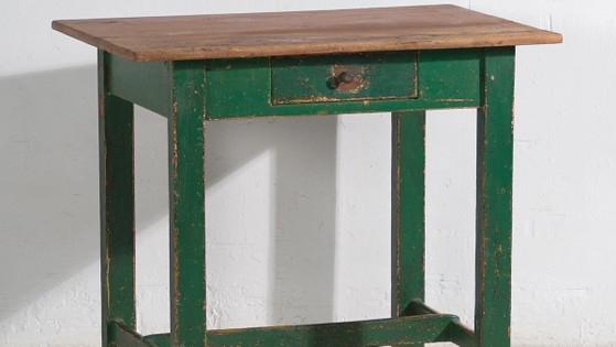 Antiker grüner Holztisch (ca. 1920) – Esstische (photo 3 of 40)