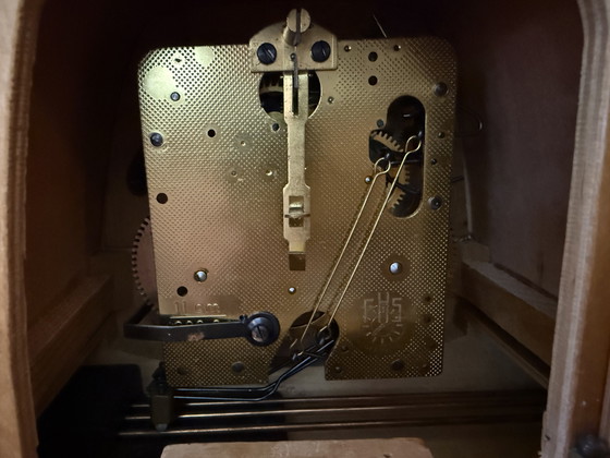 Image 1 of Mid-century mantel clock by Hermle – Germany, ca. 1950