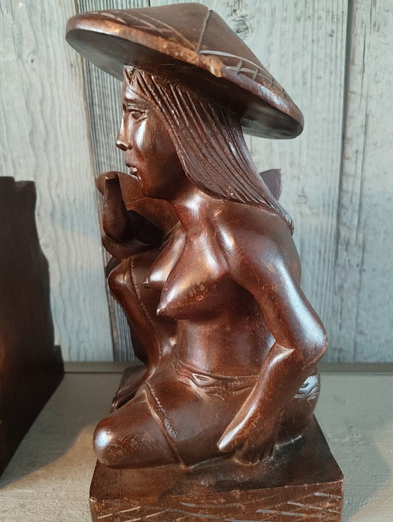 Image 1 of Vintage Balinees Houtsnijwerk Boekensteunen (Man & Vrouw)