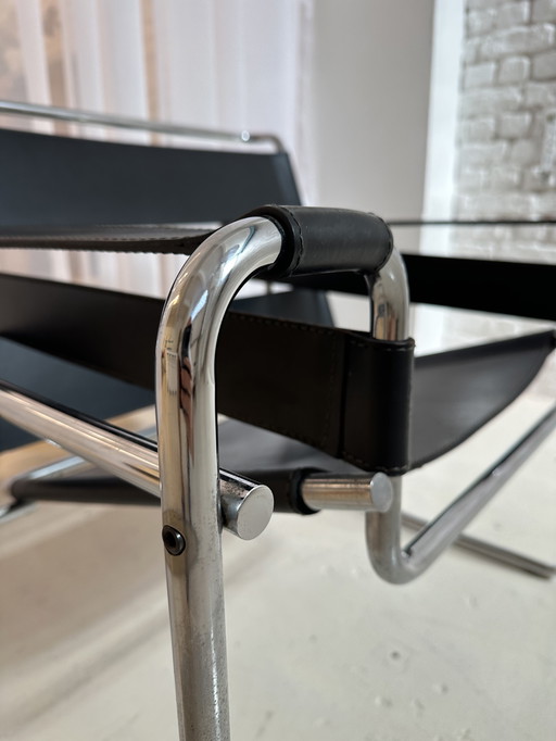 Design stoel Wassily voor Knoll getekend