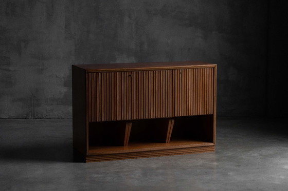 Image 1 of Credenza a doghe modernista, Italia, anni '60