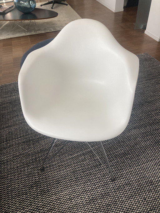 6 coques Eames DAR (sans base)