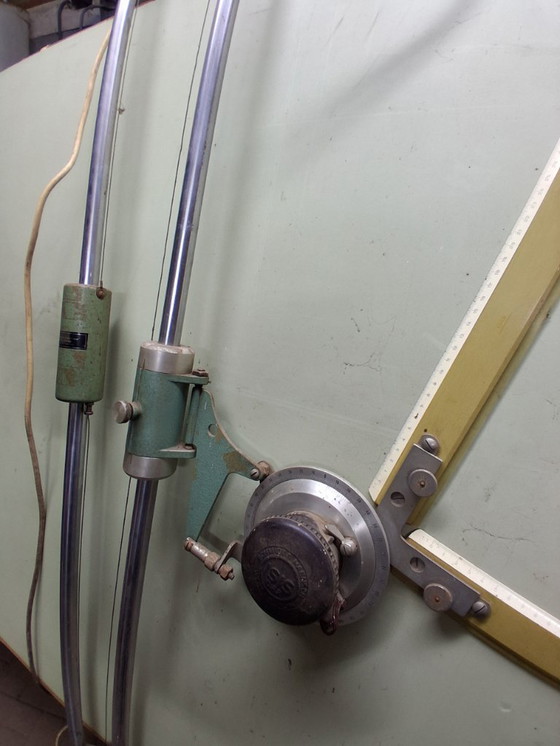 Image 1 of Vintage tekentafel met hydraulische voet