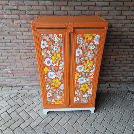 Image 1 of Armadio vintage anni '70, armadio da campeggio sospeso