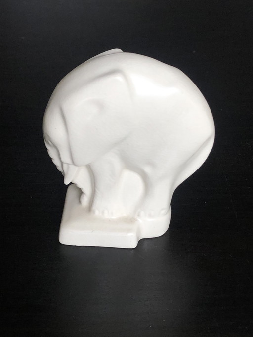 Olifant Hille Zaandam uit 1951 ontworpen door Chris van der Hoef  in 1928 