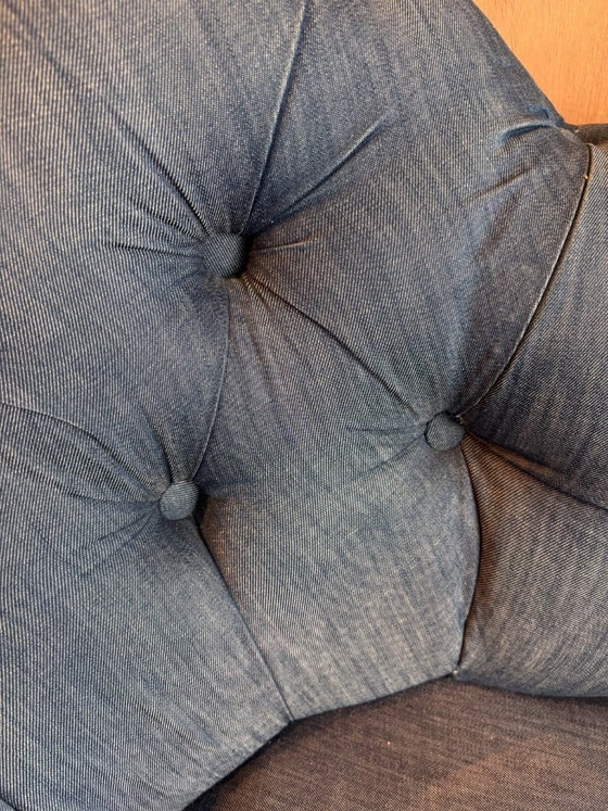 Image 1 of Lounge Bank