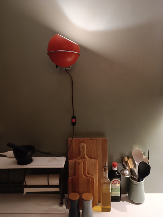 Image 1 of Lámpara de pared con forma de globo ocular de diseño Gepo, naranja