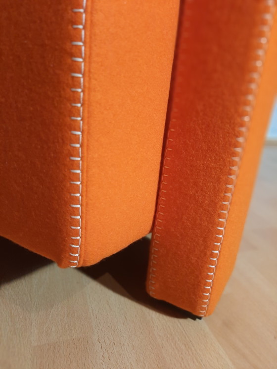 Image 1 of Cassina Utrecht 637 Nuovo mai usato in panno di lana Ruggine arancione (Serie 13L) Punto cavallo