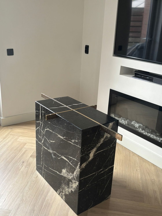 Image 1 of Table de salle à manger vintage Artedi en marbre noir