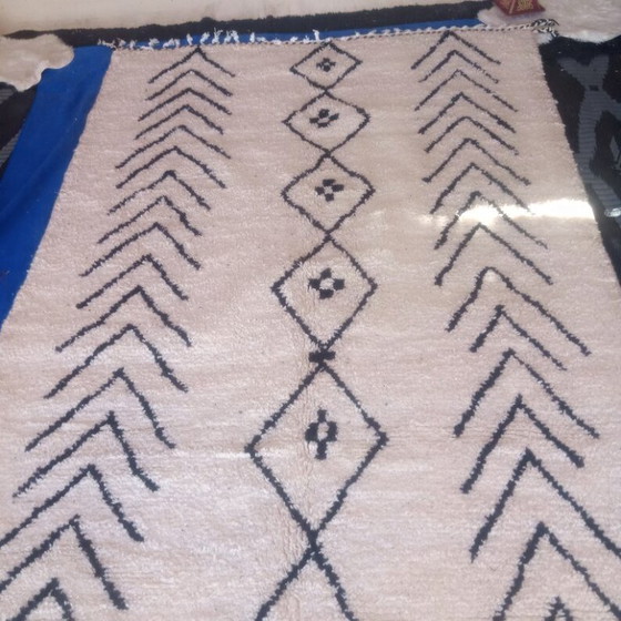 Image 1 of Alfombra bereber marroquí de lana, 250 cm x 150 cm