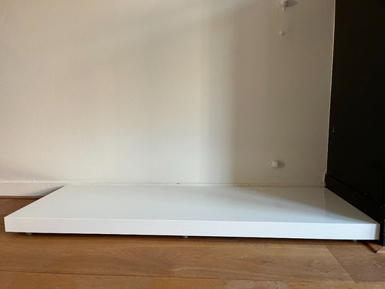 Image 1 of Tv kastje meubel hoogglans wit met twee onderbladen