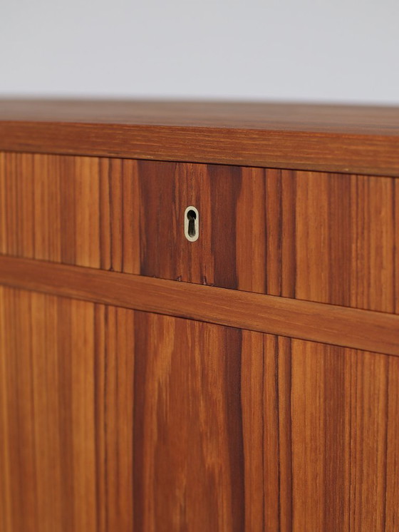 Image 1 of Buffet haut étroit A.P. Møbler, teck vintage danois des années 1960