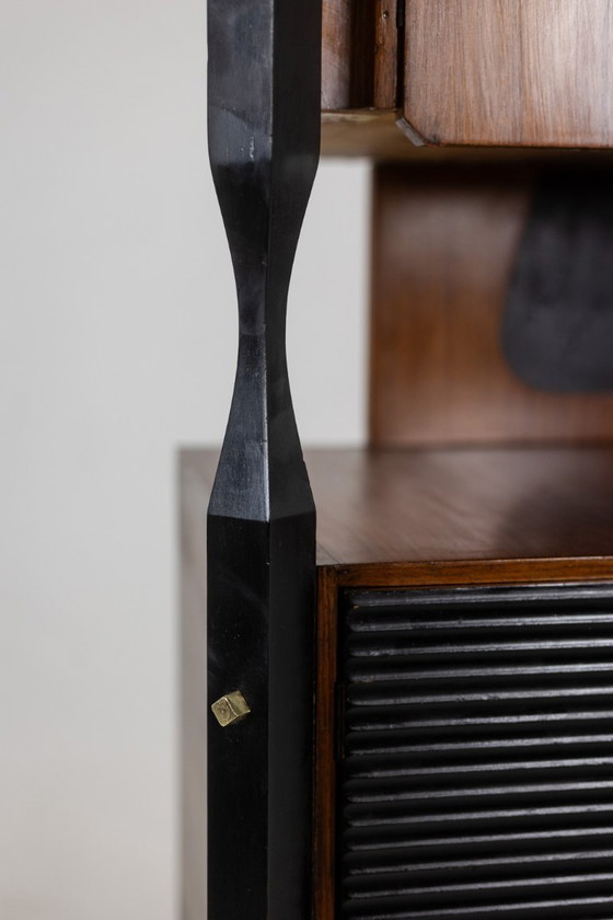 Image 1 of Coppia di armadi italiani impiallacciati in teak. Circa 1960.