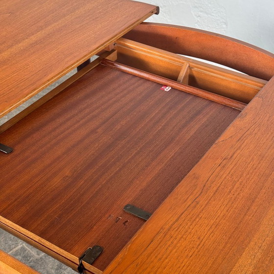 Image 1 of G-Plan Teak Round Extendable Dining Table, 1970