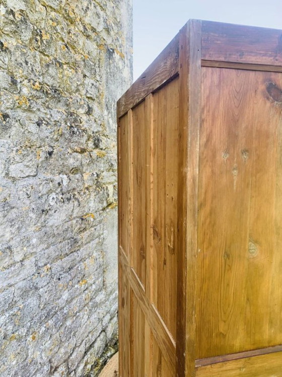 Image 1 of Armoire vintage