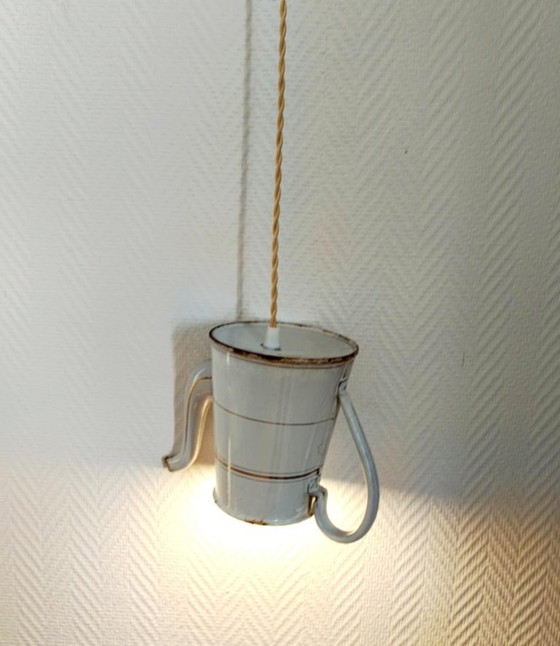 Image 1 of Vintage geëmailleerde theepot hangend
