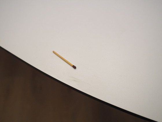 Image 1 of Tavolo bianco, design italiano, anni '90, produzione: Italia