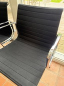 2x Vitra Eames EA 108 stoelen Nero Hopsak