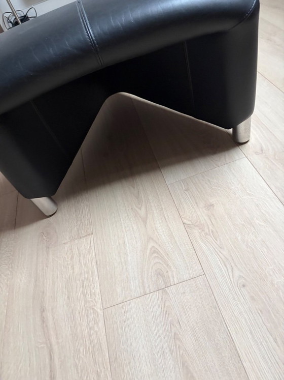 Pouf en cuir noir, Leolux, Poufs & repose-pieds, Métal, Modern (photo 2 sur 5)