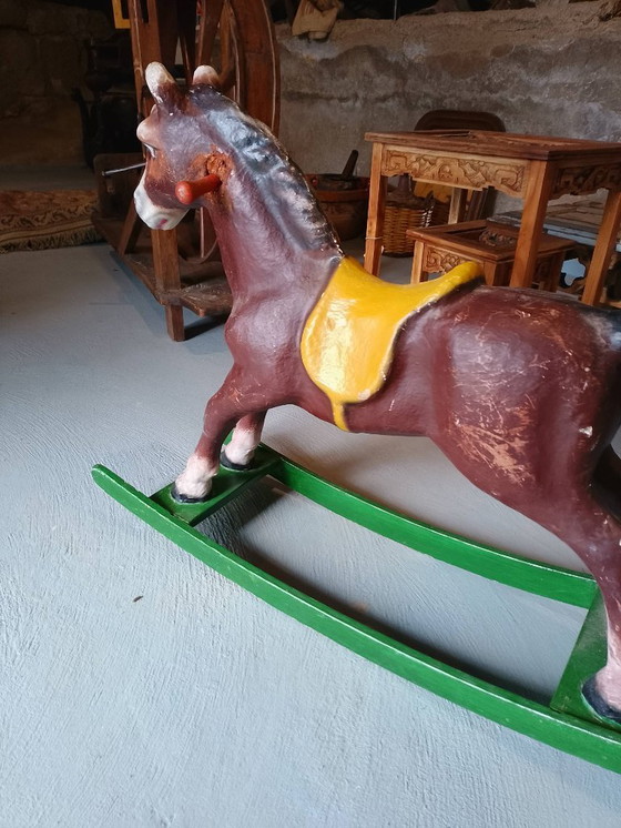 Image 1 of Cheval à bascule en carton des années 1950