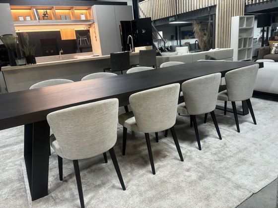 Image 1 of Minotti Aston Dining Chairs 8 Verfügbar In Showroom Zustand