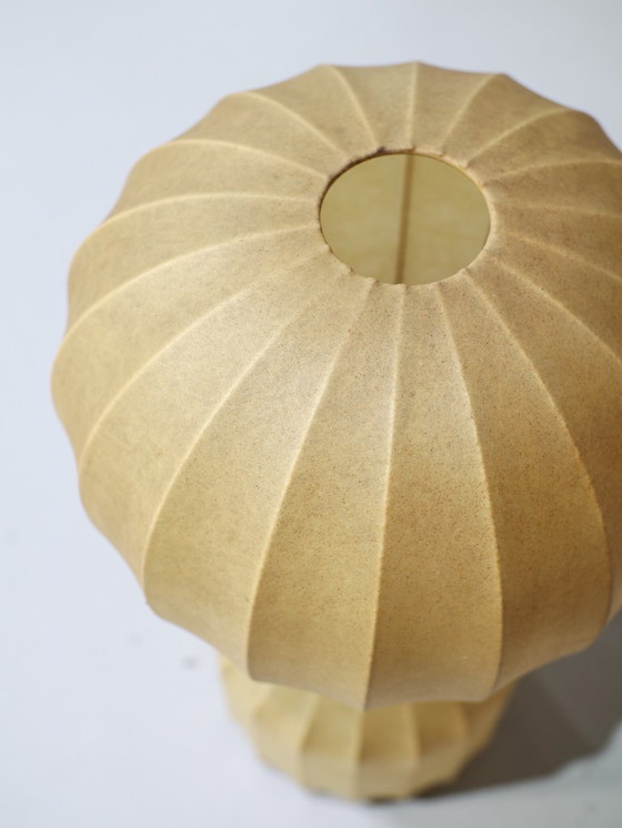 Image 1 of Gatto Kokon Tischleuchte Flos Giacomo Castiglioni Italien