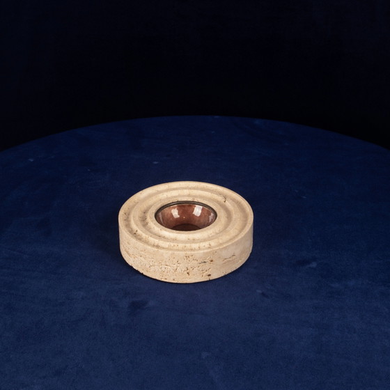 Italiaanse ronde asbak van travertin en koperkleurig metaal, 1970 – Tafelaccessoires, Italian Design (photo 8 of 18)