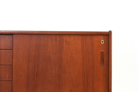 Mid-Century Danish Teak Sideboard, 1960s. – Wood (photo 13 of 15)