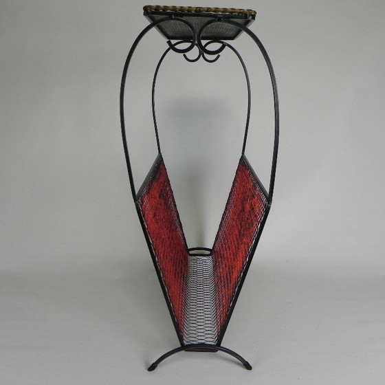 Image 1 of Vintage stalen bijzettafeltje met tijdschriftenrek, jaren 50