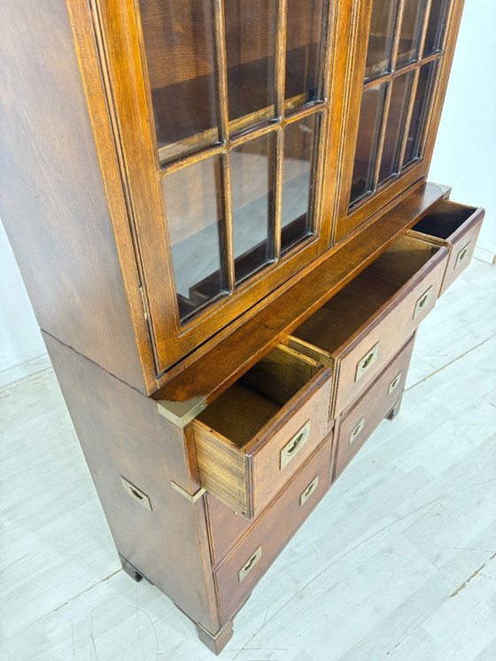 Image 1 of Vitrina de estilo colonial inglés / Vitrina de caoba / Librería / Vitrina