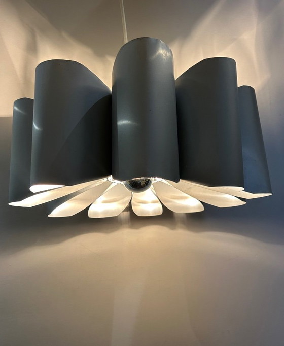 Suspension En Aluminium Space Age (photo 4 of 10)