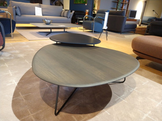 Image 1 of Mesa de centro con trípode Pode