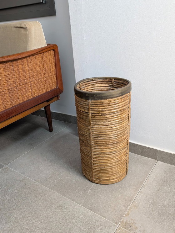 Image 1 of Italienischer Regenschirmständer aus Schilfrohr und Messing im Stil der Mitte des 20. Jahrhunderts, 1970er Jahre