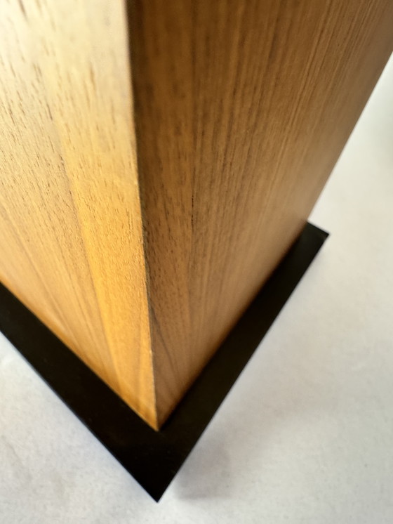 Image 1 of Exclusive wooden floor lamp by Natuzzi - Made in Italy
