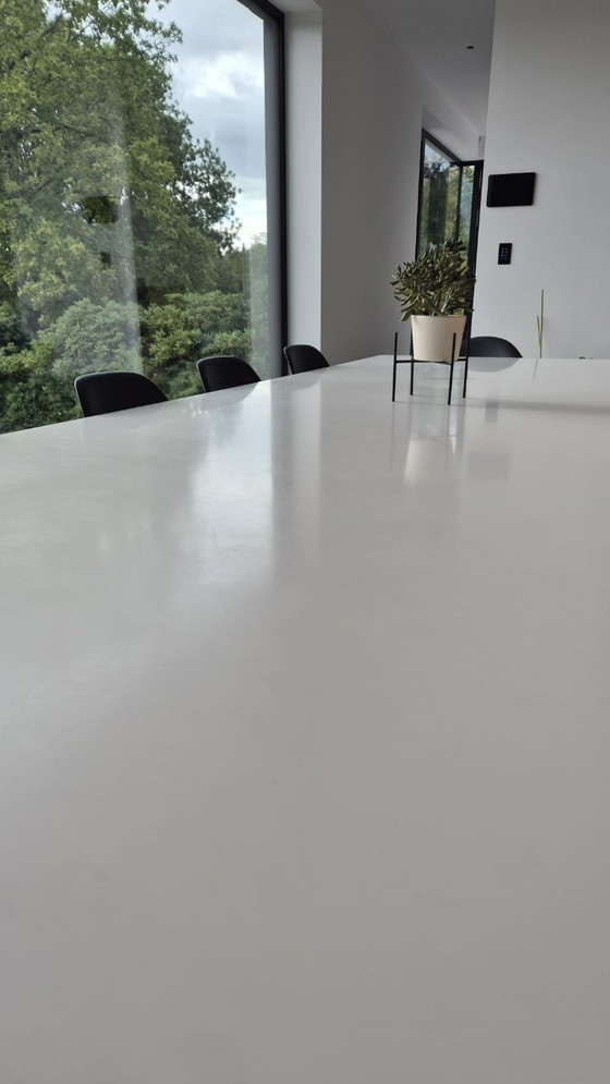 White rectangular dining table, MDF Italia, Aluminium, Polyester, Modern (photo 2 of 5)