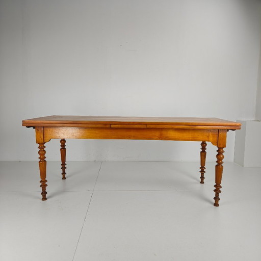 Tavolo da pranzo allungabile in legno di ciliegio francese del XX secolo