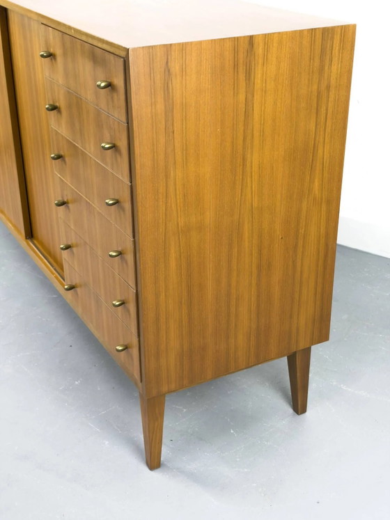 Credenza Mid-Century in Noce di Georg Satink per WK Möbel, anni '50 – Credenze, Ottone, Design (photo 19 of 21)