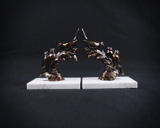 Image 1 of Pair of regule and marble bird sculpture bookends signed Frécourt art deco