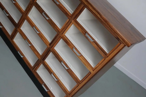 Image 1 of Vetrina/mobiletto da merceria olandese vintage in noce, anni '50