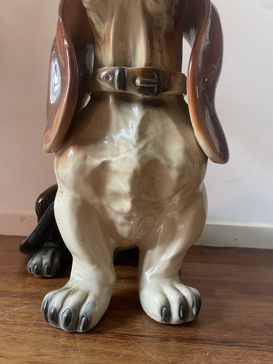 Image 1 of Beagle in ceramica. Cane in ceramica di Jema Holland