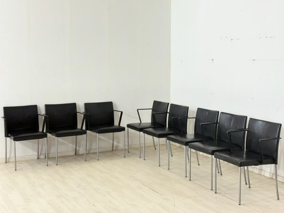 Image 1 of 8 elegante design vergaderstoelen in zwart leer