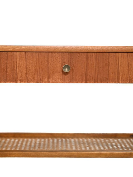 Image 1 of Comodino vintage scandinavo in teak con canna di Vienna