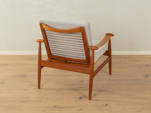 FD 133 "Spade Chair" by Finn Juhl