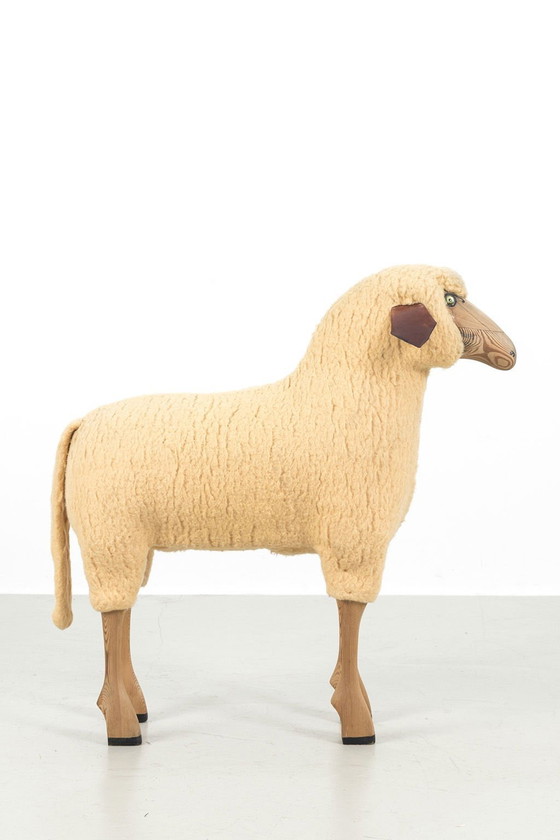 Image 1 of Hanns-Peter Krafft schaap kruk voor kinderen clone