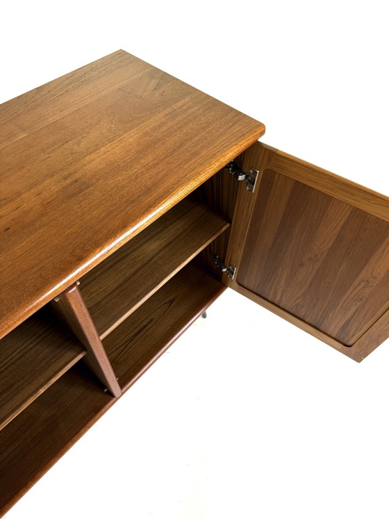 Image 1 of Pensile vintage in teak, Dyrlund '80